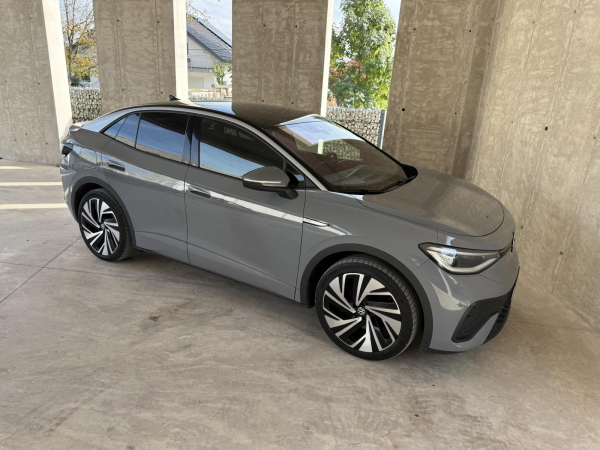 VOLKSWAGEN ID.5 Pro Performance